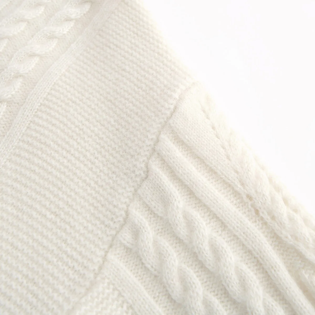 masigoch high-end winter fashion 100% cashmere turtleneck white sweaters oversized casual jacquard women's cashmere sweater 
masigoch high-end winter fashion 100% cashmere turtleneck white sweaters oversized casual jacquard women's cashmere sweater