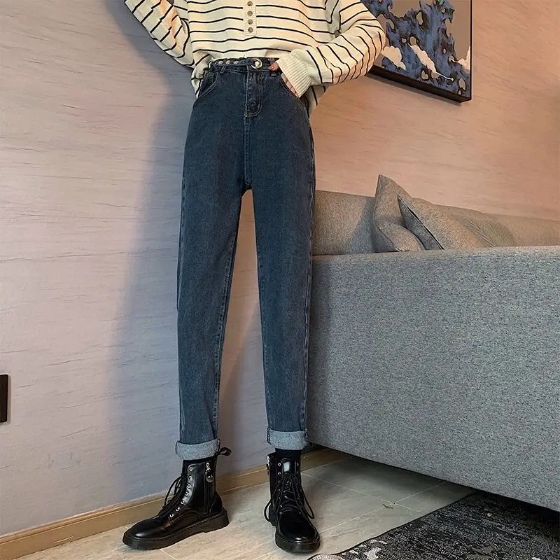 Women's Spring Autumn Style Jeans Women's Straight Pants Solid Color Button Elastic Waist High Waist Casual Trousers KK0242
Women's Spring Autumn Style Jeans Women's Straight Pants Solid Color Button Elastic Waist High Waist Casual Trousers KK0242