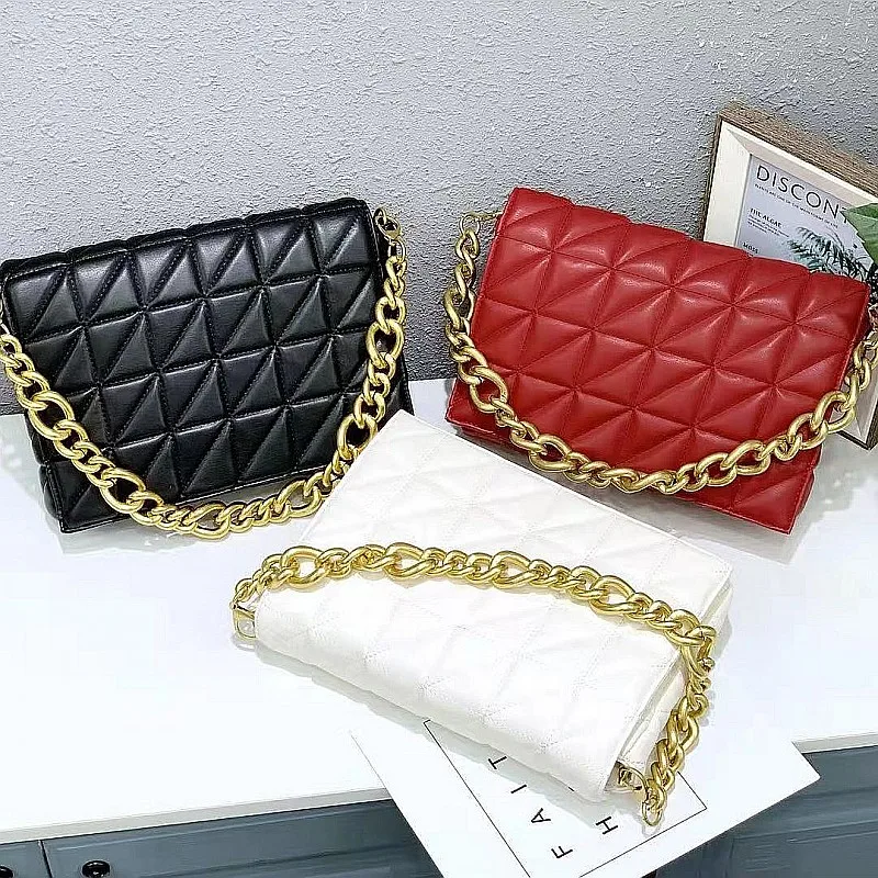 Women's Shoulder Bags 2021Branded Thick Chain Quilted Shoulder Purses and Handbag Women Clutch Bags Ladies Hand Bag Purses 
Women's Shoulder Bags 2021Branded Thick Chain Quilted Shoulder Purses and Handbag Women Clutch Bags Ladies Hand Bag Purses