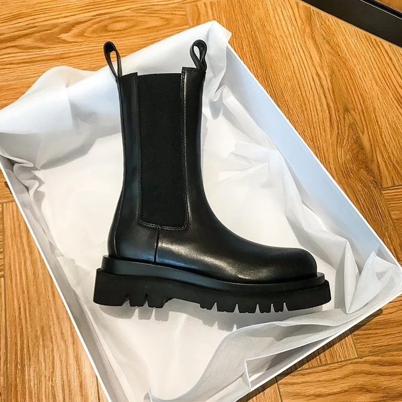 New Luxury Chelsea Boots Women Ankle Boots Chunky Winter Shoes Platform Ankle Boots Slip On Chunky Heel BV Boot Brand Designer
New Luxury Chelsea Boots Women Ankle Boots Chunky Winter Shoes Platform Ankle Boots Slip On Chunky Heel BV Boot Brand Designer