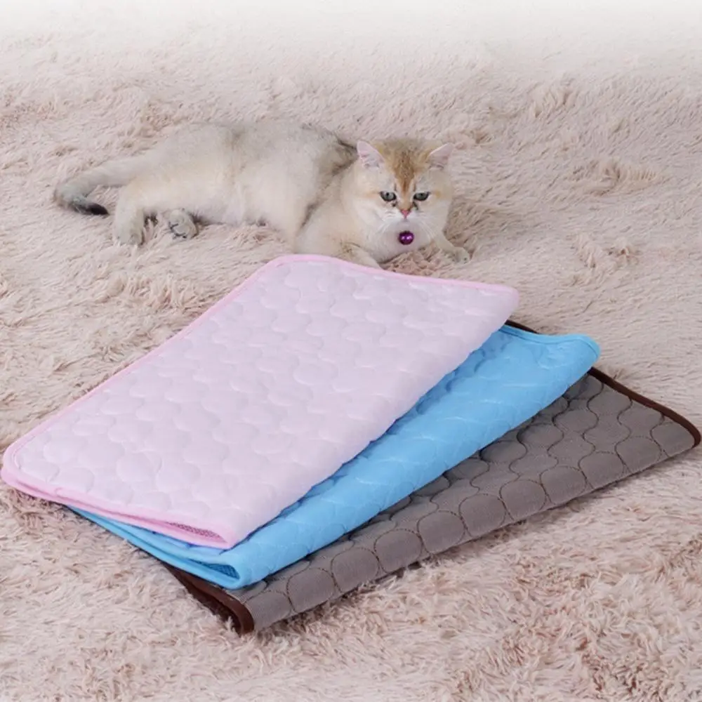 Breathable Summer Ice Silk Pet Dog Cooling Mat For Cat Dogs Floor Mats Blanket Sleeping Bed Cushion Cold Pad 5 Size Pet Supplies
Breathable Summer Ice Silk Pet Dog Cooling Mat For Cat Dogs Floor Mats Blanket Sleeping Bed Cushion Cold Pad 5 Size Pet Supplies