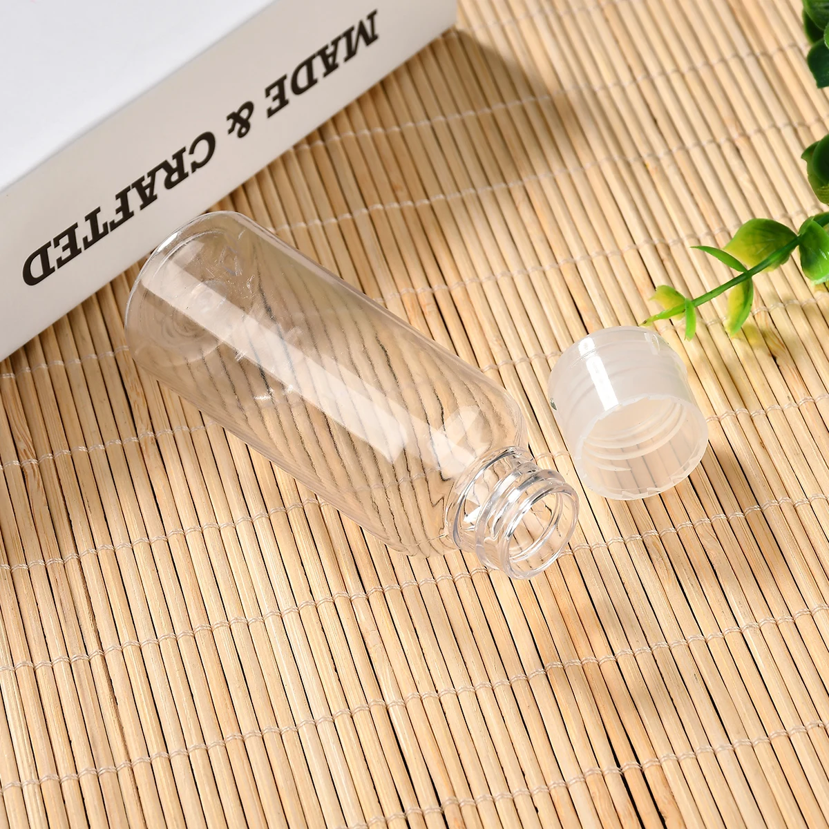 1pc 30ml/50ml/100ml Plastic Liquid Shampoo Clear Makeup Container Lotion Multifunctional Travel Bottle
1pc 30ml/50ml/100ml Plastic Liquid Shampoo Clear Makeup Container Lotion Multifunctional Travel Bottle