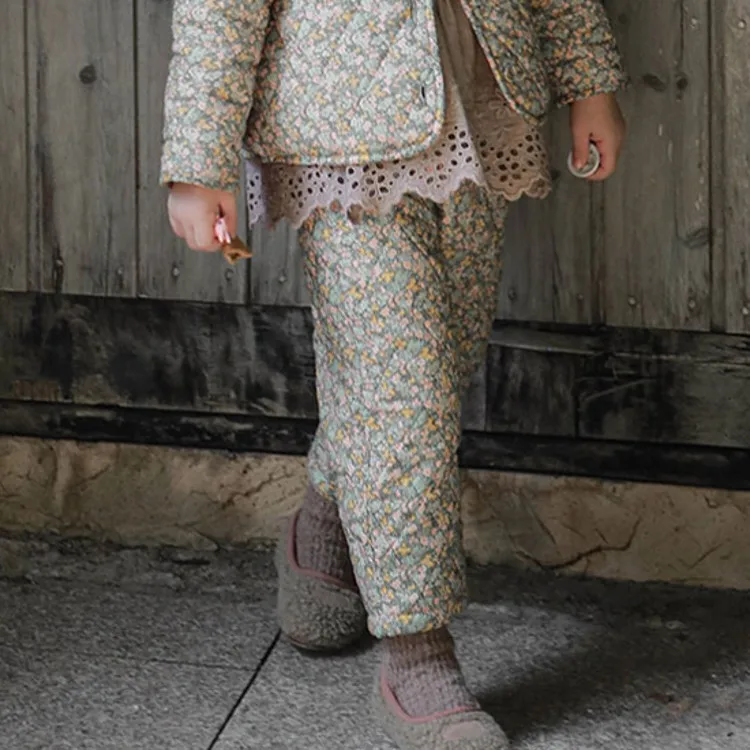 Winter 2021 New Girl Sweet Crushed Flower Thick Comfortable Fashion Pants Kids Winter Clothes Girls Winter Clothes
Winter 2021 New Girl Sweet Crushed Flower Thick Comfortable Fashion Pants Kids Winter Clothes Girls Winter Clothes