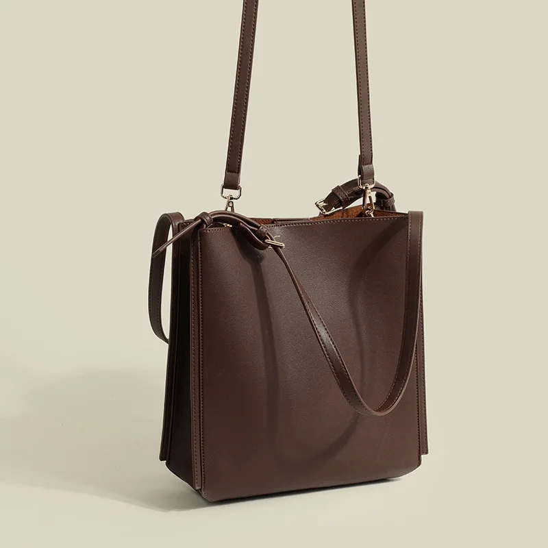 High Quality Soft Leather Shoulder Bag Women Bucket Handbag Casual Lady Totes Bag Fashion Hobo Bag Shopping Girls Message Bag
High Quality Soft Leather Shoulder Bag Women Bucket Handbag Casual Lady Totes Bag Fashion Hobo Bag Shopping Girls Message Bag
