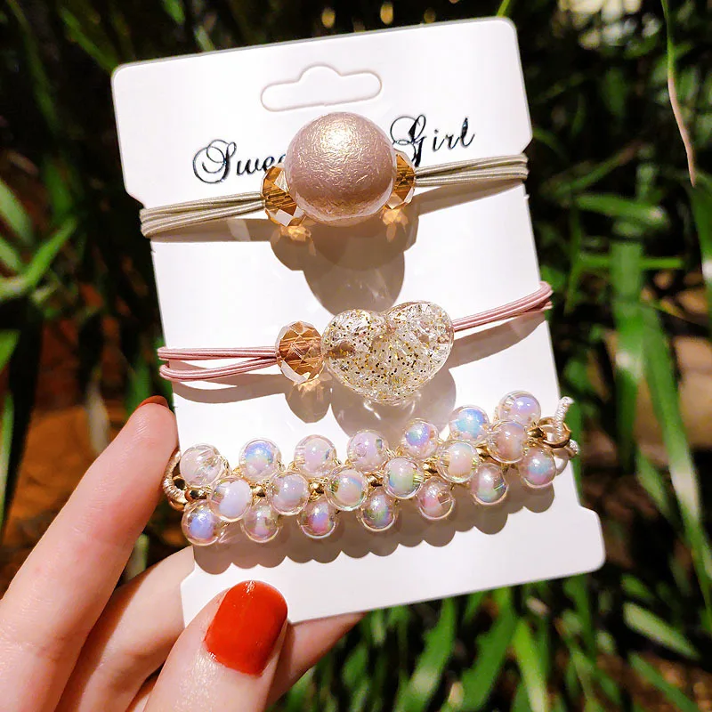 Korean net red ins head rope bracelet dual-use crystal pearl hair ring set cute simple hair rope headdress
Korean net red ins head rope bracelet dual-use crystal pearl hair ring set cute simple hair rope headdress