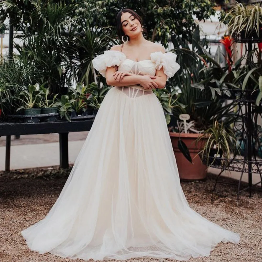 Белое платье с открытыми плечами, многослойное бальное платье из тюля, женские вечерние платья, ТРАПЕЦИЕВИДНОЕ платье для выпускного вечер...
Белое платье с открытыми плечами, многослойное бальное платье из тюля, женские вечерние платья, ТРАПЕЦИЕВИДНОЕ платье для выпускного вечер...