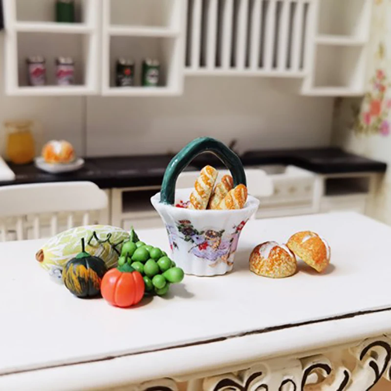 New Arrival 1/12 Dollhouse Miniature Accessories Mini Porcelain Fruits Basket Bread Basket Model Toys
New Arrival 1/12 Dollhouse Miniature Accessories Mini Porcelain Fruits Basket Bread Basket Model Toys