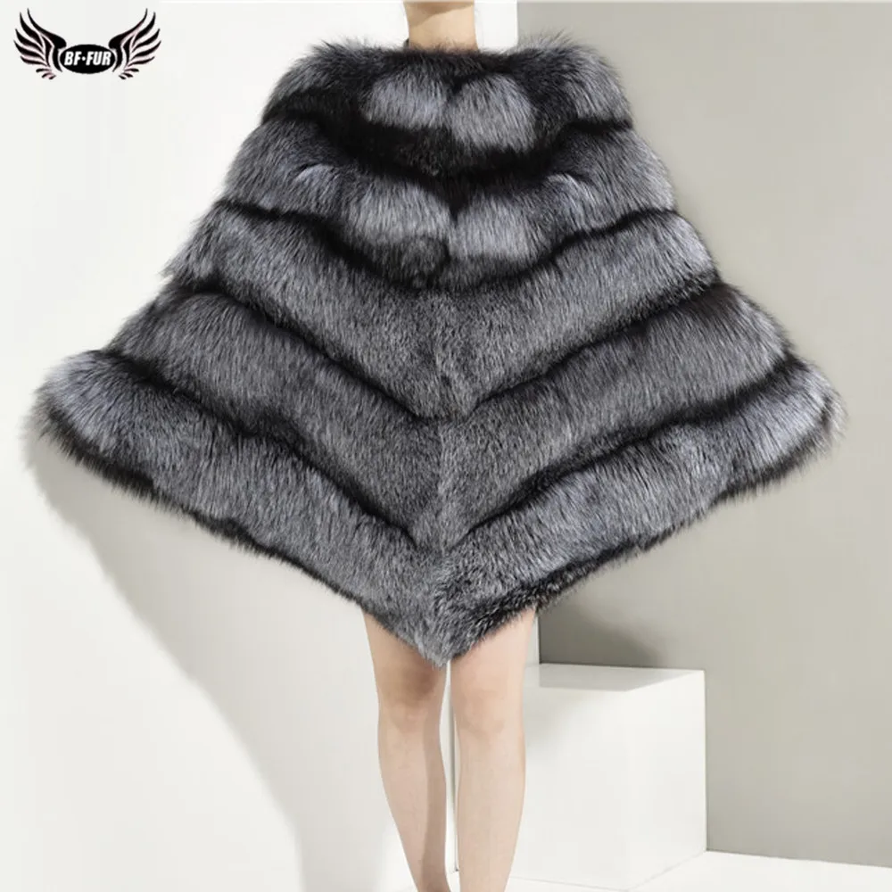 BFFUR 2021 Winter Real Silver Fox Fur Cape For Women Genuine Fox Fur Poncho And Shawl Whole skin Natural Fur Coats Women Luxury
BFFUR 2021 Winter Real Silver Fox Fur Cape For Women Genuine Fox Fur Poncho And Shawl Whole skin Natural Fur Coats Women Luxury