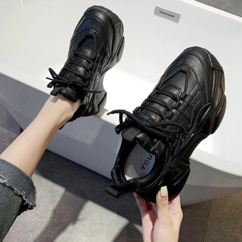 2021 Women's Sports Shoes Solid Color Thick-soled Lace-up Waterproof Casual Shoes Comfortable and Light Outdoor Running Shoes
2021 Women's Sports Shoes Solid Color Thick-soled Lace-up Waterproof Casual Shoes Comfortable and Light Outdoor Running Shoes