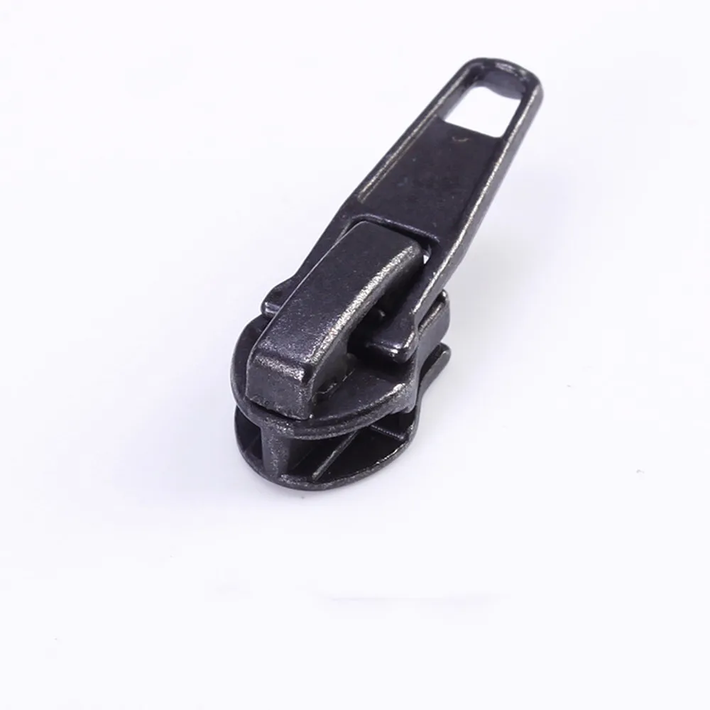 1pcs. Universal Set For Repairing Instant Fixation With A Zipper Interchangeable Slider Rescue Teeth New Design Zipper
1pcs. Universal Set For Repairing Instant Fixation With A Zipper Interchangeable Slider Rescue Teeth New Design Zipper