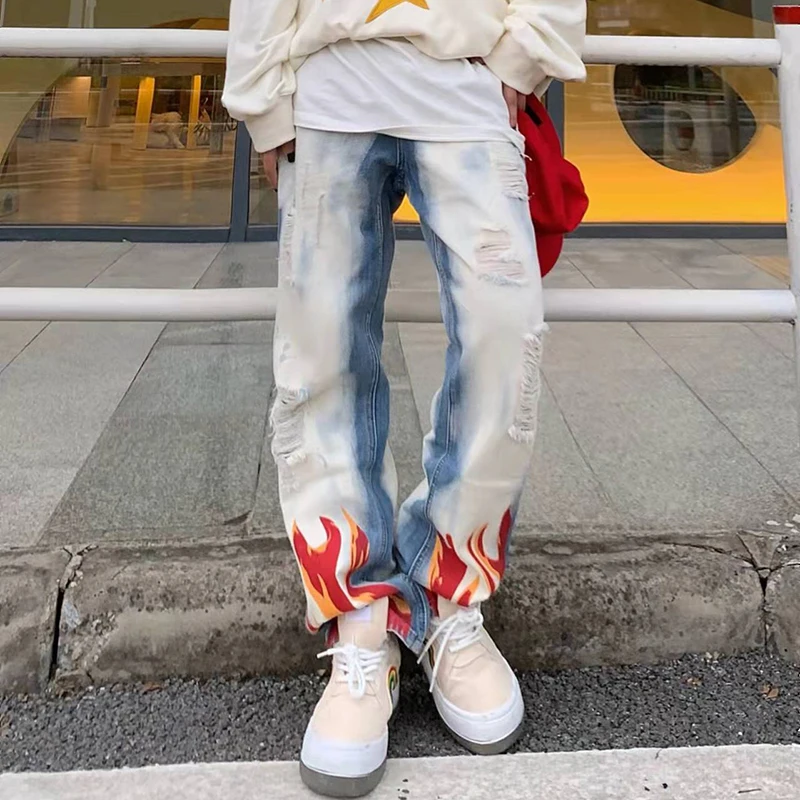 Retro Hole Flame Print Washed Ripped Couple Jeans Trousers Hip Hop Oversized Distressed Straight Loose Mens Denim Pants
Retro Hole Flame Print Washed Ripped Couple Jeans Trousers Hip Hop Oversized Distressed Straight Loose Mens Denim Pants