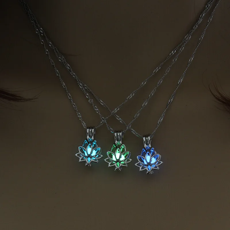 Luminous Glowing In The Dark Moon Lotus Flower Shaped Pendant Necklace For Women Yoga Prayer Buddhism Jewelry
Luminous Glowing In The Dark Moon Lotus Flower Shaped Pendant Necklace For Women Yoga Prayer Buddhism Jewelry