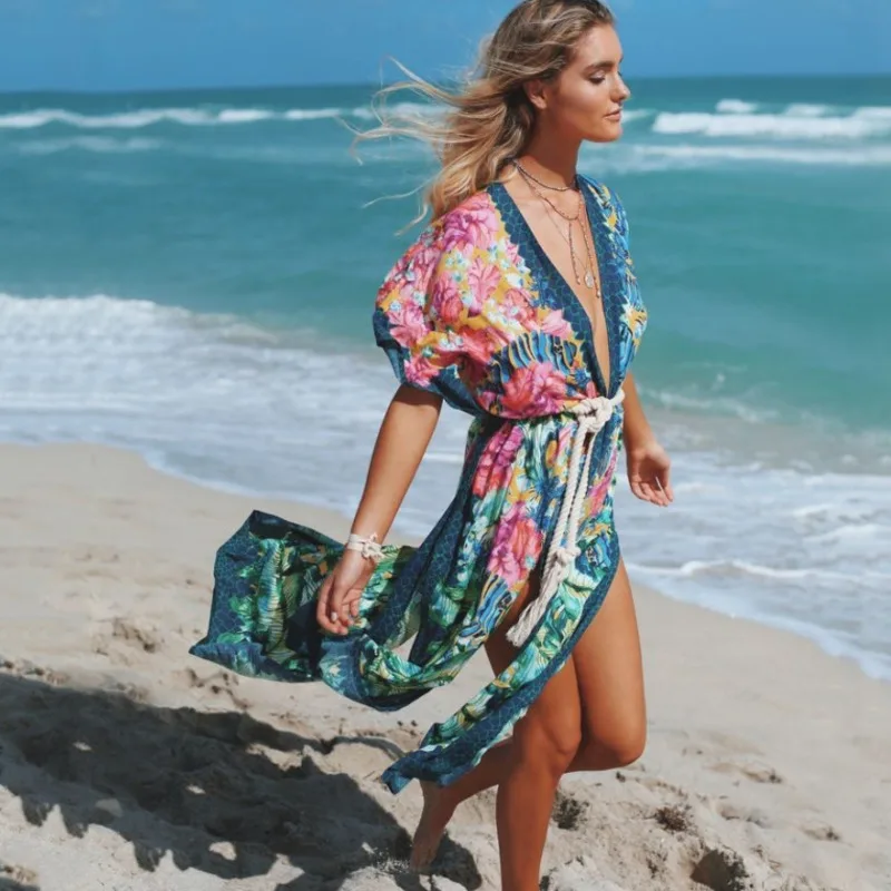 2021 Boho Floral Print Kimono Women Cardigan Sexy Side Split Beach Kaftan Long Dress Summer Bikini Cover Up Vestidos Robe
2021 Boho Floral Print Kimono Women Cardigan Sexy Side Split Beach Kaftan Long Dress Summer Bikini Cover Up Vestidos Robe