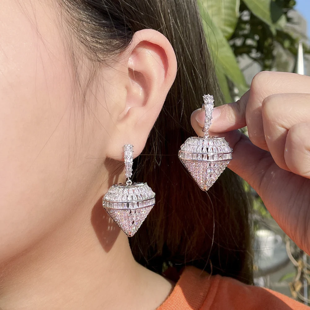 ThreeGraces Fashion Cubic Zirconia Silver Color Big Geometric Dangle Earrings for Women Wedding Party Accessories Jewelry ER750
ThreeGraces Fashion Cubic Zirconia Silver Color Big Geometric Dangle Earrings for Women Wedding Party Accessories Jewelry ER750