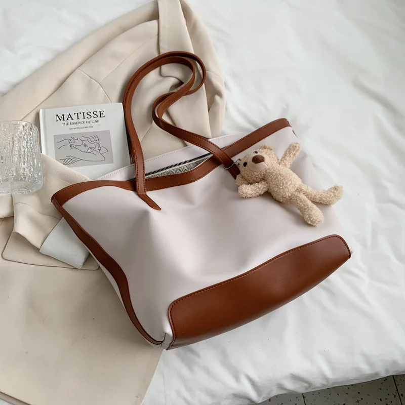 Large Capacity Pu Leather Tote Bag Fashion Quality Female Shoulder Bags for Women 2021 Summer Luxury Designer Shopper Handbags
Large Capacity Pu Leather Tote Bag Fashion Quality Female Shoulder Bags for Women 2021 Summer Luxury Designer Shopper Handbags