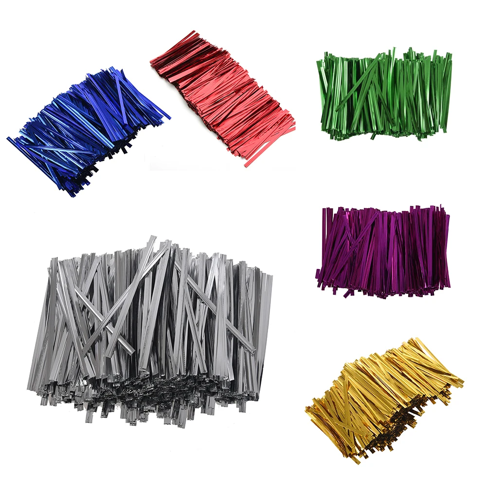 800X Metallic Twist Ties Wire For Cake Pops Sealing Bags Lollipop 8Cm Pack Color:Silver Size 8Cm*0.4Cm 
800X Metallic Twist Ties Wire For Cake Pops Sealing Bags Lollipop 8Cm Pack Color:Silver Size 8Cm*0.4Cm