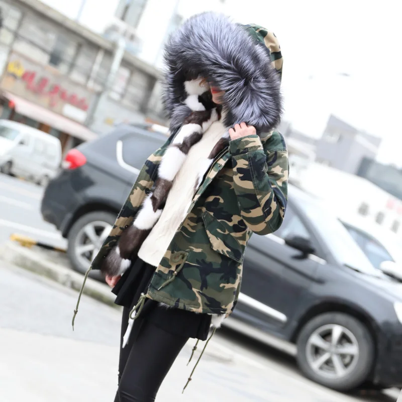 Brand 2021 Parka Winter Jacket Women Natural Raccoon Fur Collar Loose Sliver Fox Fur Liner Short Coat Fashion Real Fur Coat
Brand 2021 Parka Winter Jacket Women Natural Raccoon Fur Collar Loose Sliver Fox Fur Liner Short Coat Fashion Real Fur Coat