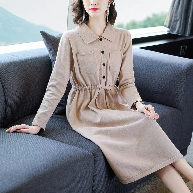 Pure Wool Women Knitted Dresses Solid Female Lacing Pocket Long Sleeve 2021 New Autumn Winter Turn-down Collar Button Slim Dress
Pure Wool Women Knitted Dresses Solid Female Lacing Pocket Long Sleeve 2021 New Autumn Winter Turn-down Collar Button Slim Dress