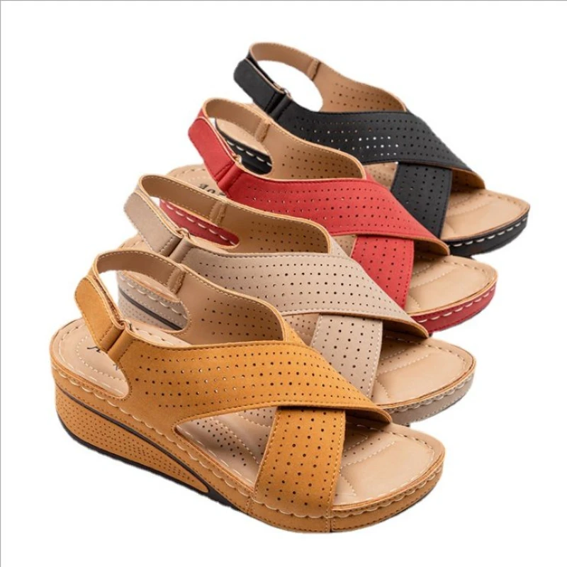 2021 New Women's Fashion Sandals Women's Slope Heel Thick Bottom Hollow Out Women's Mother Shoes Comfortable Beach Shoes 5KE265
2021 New Women's Fashion Sandals Women's Slope Heel Thick Bottom Hollow Out Women's Mother Shoes Comfortable Beach Shoes 5KE265