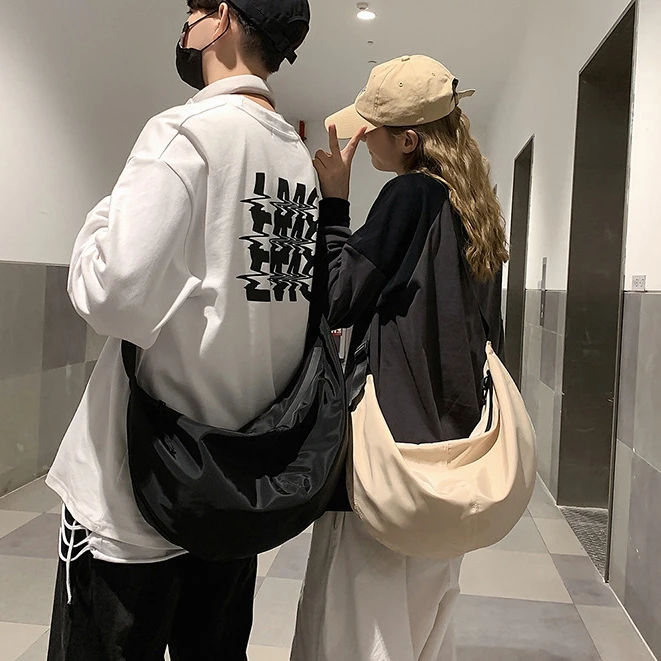 Messenger Bag Men's Harajuku Style Retro Simple Dumpling Bag Literary Leisure Joker Shoulder Bag
Messenger Bag Men's Harajuku Style Retro Simple Dumpling Bag Literary Leisure Joker Shoulder Bag