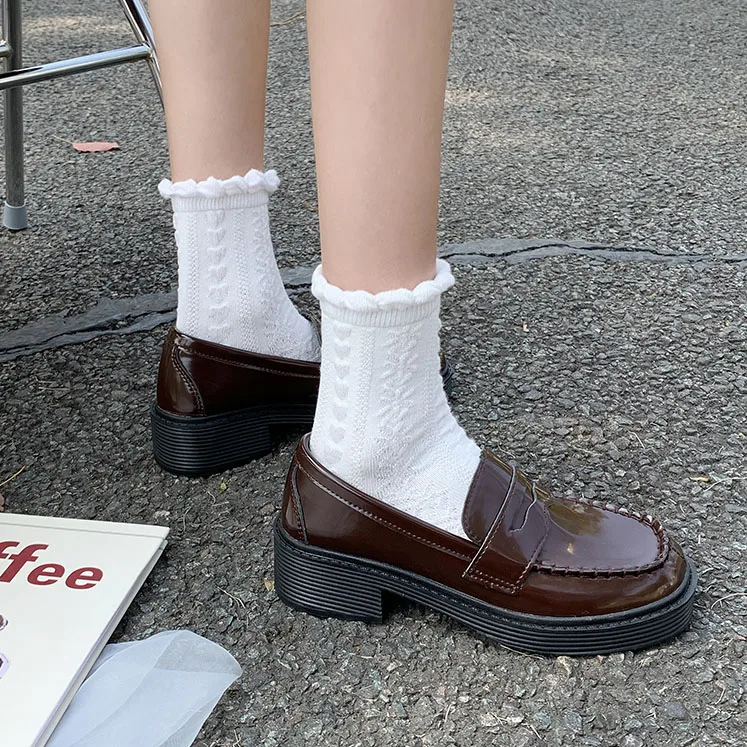 Harajuku lolita mary jane Shoes Women Summer Korean Fashion Platform Chunky Sneakers Patent Leather Casual Shoes Woman Mujer
Harajuku lolita mary jane Shoes Women Summer Korean Fashion Platform Chunky Sneakers Patent Leather Casual Shoes Woman Mujer