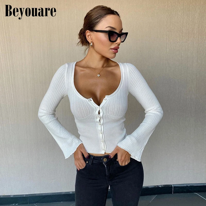 Beyouare Sexy Knitted Button Open Shirt Women's Square Collar Flare Sleeve Blouse Autumn Fashion Elegant Office Lady Solid Tops
Beyouare Sexy Knitted Button Open Shirt Women's Square Collar Flare Sleeve Blouse Autumn Fashion Elegant Office Lady Solid Tops