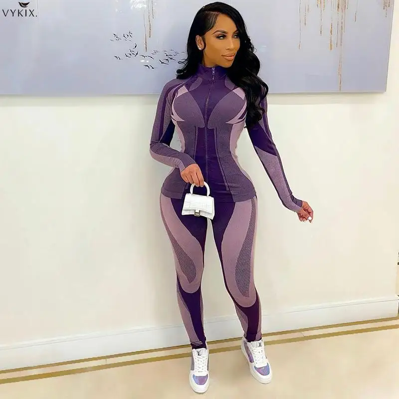 Cheap Patchwork Print Long Sleeves Turtleneck Zipper Top Leggings Two 2 Piece Sets 2021 Fall Winter Women Fashion Tracksuits Y2k
Cheap Patchwork Print Long Sleeves Turtleneck Zipper Top Leggings Two 2 Piece Sets 2021 Fall Winter Women Fashion Tracksuits Y2k