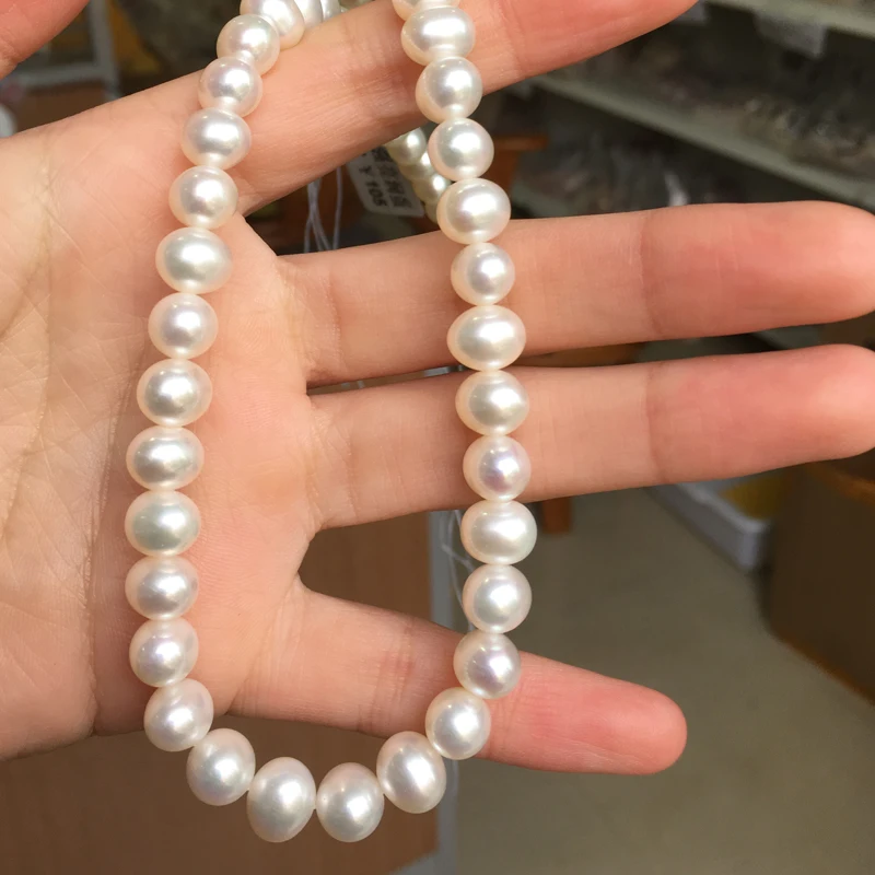 Freshwater Pearl necklace Oval shape with Size 8-9mm loose pearl strands for DIY jewelry
Freshwater Pearl necklace Oval shape with Size 8-9mm loose pearl strands for DIY jewelry