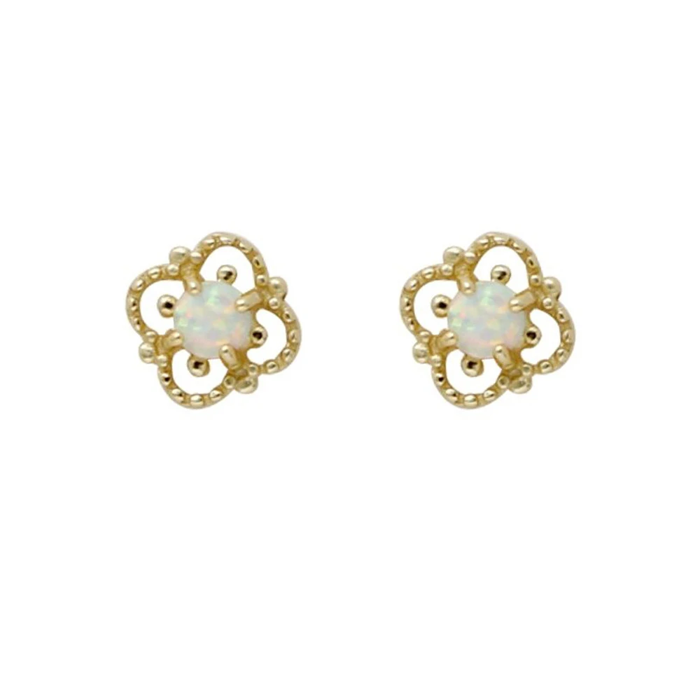 2021Han Edition Fashion Simple Earrings Temperament Charming Flower Shape Stud Earrings Women's Elegant Luxury Gifts
2021Han Edition Fashion Simple Earrings Temperament Charming Flower Shape Stud Earrings Women's Elegant Luxury Gifts