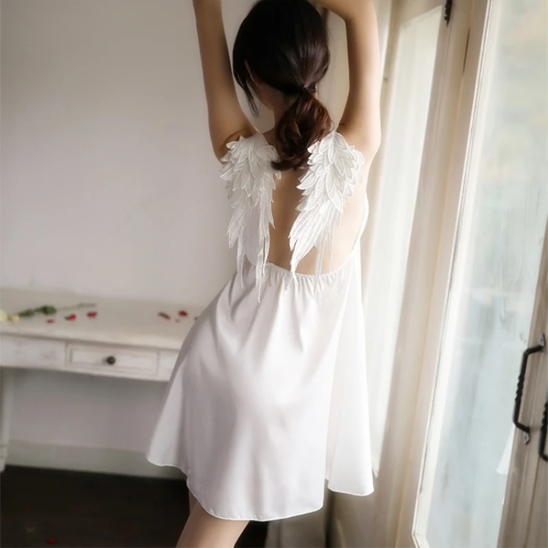 Angel Wing Back Silky Satin Brides Wedding Nightgown Sleepwear Women Honeymoon Sleep Shirt Sexy Nightshirt Female Hotel Wear
Angel Wing Back Silky Satin Brides Wedding Nightgown Sleepwear Women Honeymoon Sleep Shirt Sexy Nightshirt Female Hotel Wear