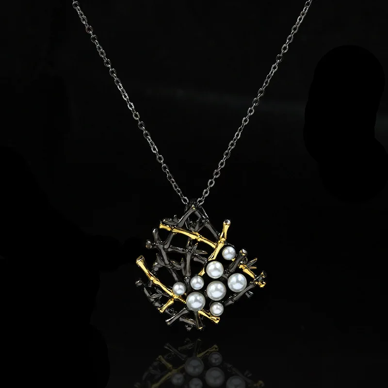 Exquisite S925 Silver Geometric Cross Black Gold Pendant with Pearl Necklace Clavicle Chain High Jewelry Wedding Accessories
Exquisite S925 Silver Geometric Cross Black Gold Pendant with Pearl Necklace Clavicle Chain High Jewelry Wedding Accessories