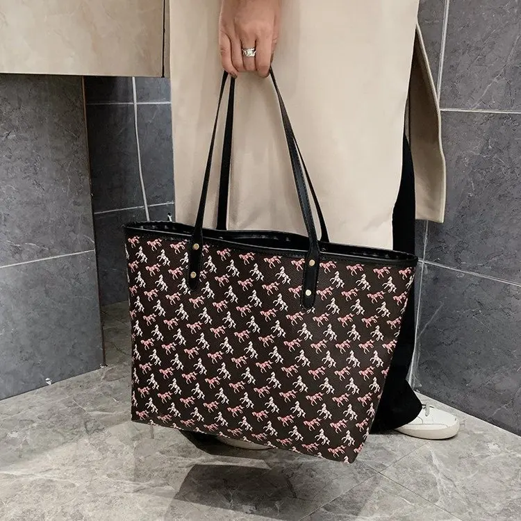 Tote Bag Women Large Capacity Bag 2020 New Big Bag Old Flower Bag Texture Retro Single Shoulder Bag Purses and Handbags Luxury
Tote Bag Women Large Capacity Bag 2020 New Big Bag Old Flower Bag Texture Retro Single Shoulder Bag Purses and Handbags Luxury