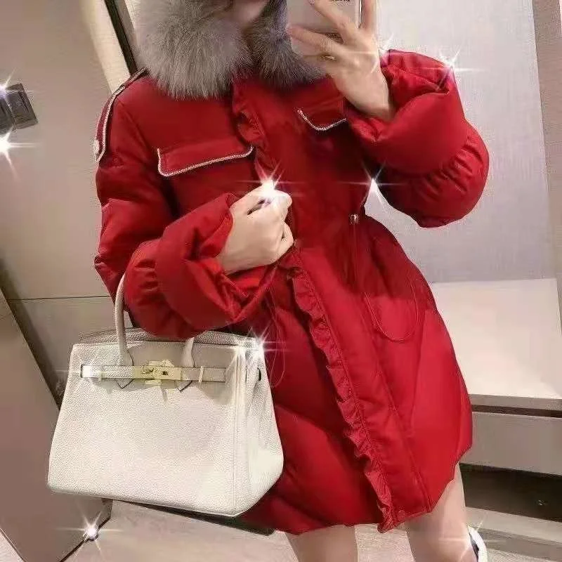 2021 winter new red women's down jacket medium long slim waist fox collar thickened warm jacket
2021 winter new red women's down jacket medium long slim waist fox collar thickened warm jacket