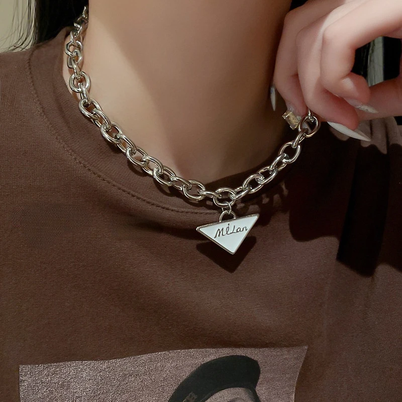 Ins Trend Cold Triangle Letter Thick Chain Personality Exaggerated Necklace Clavicle Chain for Women Men Gifts Party Jewelry
Ins Trend Cold Triangle Letter Thick Chain Personality Exaggerated Necklace Clavicle Chain for Women Men Gifts Party Jewelry