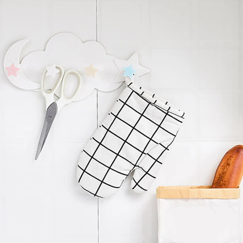 Wall Mounted Househeld Hanger Room Cute Decoration Children Creative Adhesive Cloud Moon Accessories Shape Star Hook Nail free
Wall Mounted Househeld Hanger Room Cute Decoration Children Creative Adhesive Cloud Moon Accessories Shape Star Hook Nail free