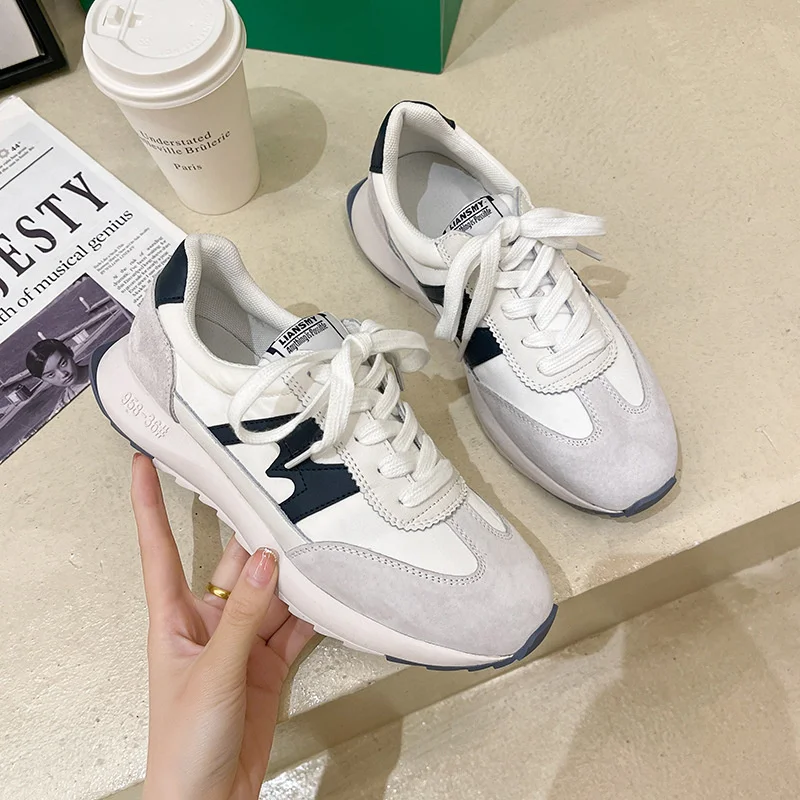 Chunky Summer Sport Shoes Sneakers Genuine Leather Women Shoes Dad Soles Mesh Breathable Luxury Ladies Casual Running Footwear 
Chunky Summer Sport Shoes Sneakers Genuine Leather Women Shoes Dad Soles Mesh Breathable Luxury Ladies Casual Running Footwear