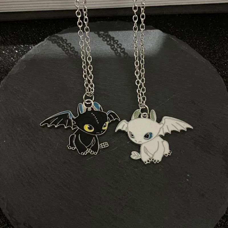 Cartoon Cute Necklace Black and White Double Evil Personality Fashion Hip Hop Couple Pendant Necklaces Friend Gift Women Jewelry
Cartoon Cute Necklace Black and White Double Evil Personality Fashion Hip Hop Couple Pendant Necklaces Friend Gift Women Jewelry