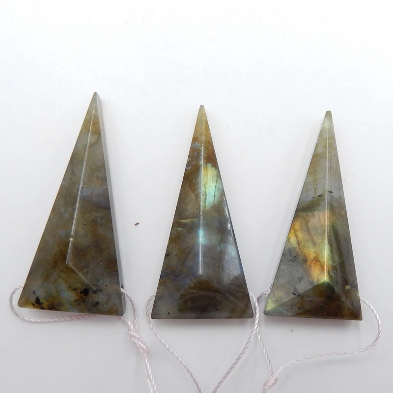 3PCS Natural gemstone Labradorite Carved Lock Charms Jewelry Beads For jewelry Making35x17x10mm 16g
3PCS Natural gemstone Labradorite Carved Lock Charms Jewelry Beads For jewelry Making35x17x10mm 16g