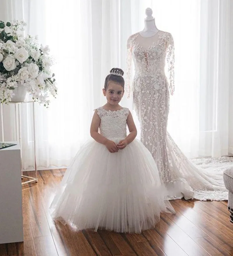Ivory White Tulle Lace Girls First Communion Dress Long Princess Flower Girl Dress Wedding Party Kid Size 1-14Y
Ivory White Tulle Lace Girls First Communion Dress Long Princess Flower Girl Dress Wedding Party Kid Size 1-14Y