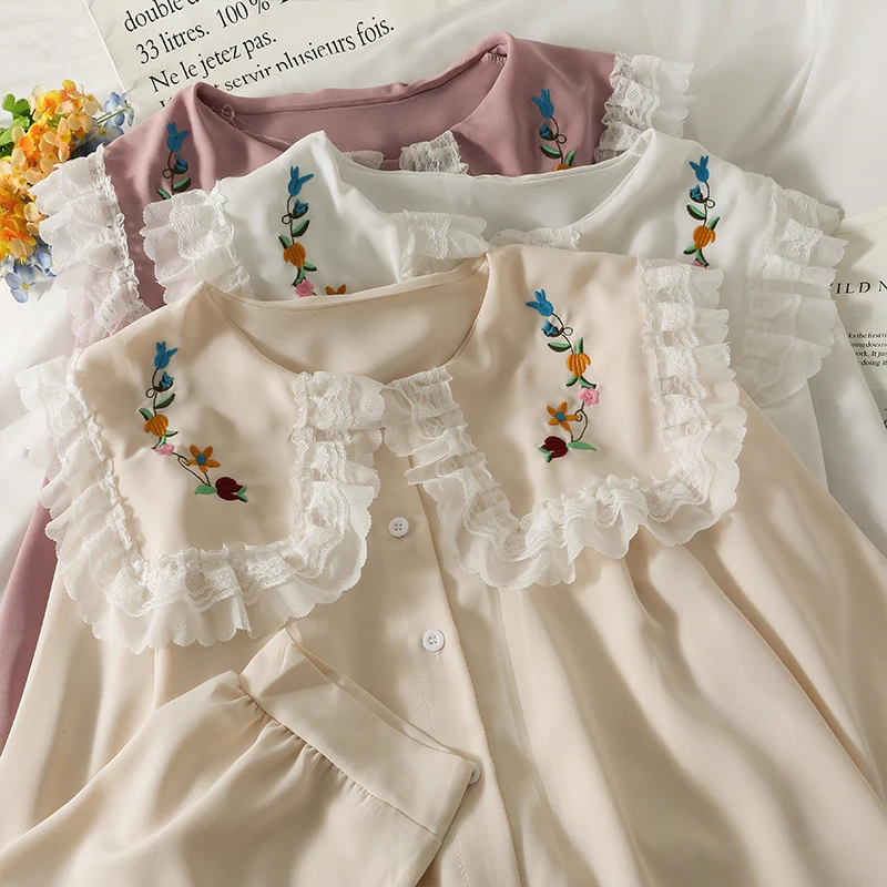 Women's Shirts 2021 Autumn Retro Stitching Shirts Are Soft and Comfortable, Loose and Thin, Long-sleeved Casual Shirt Tops
Women's Shirts 2021 Autumn Retro Stitching Shirts Are Soft and Comfortable, Loose and Thin, Long-sleeved Casual Shirt Tops
