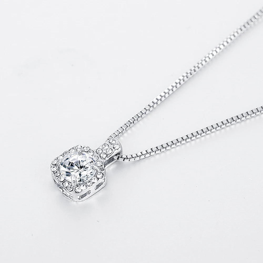 Fashion Square Rhinestone Crystal Zircon Pendant Necklace Women Metal Chain Necklace Wedding Jewelry Anniversary Gift New Trendy 
Fashion Square Rhinestone Crystal Zircon Pendant Necklace Women Metal Chain Necklace Wedding Jewelry Anniversary Gift New Trendy