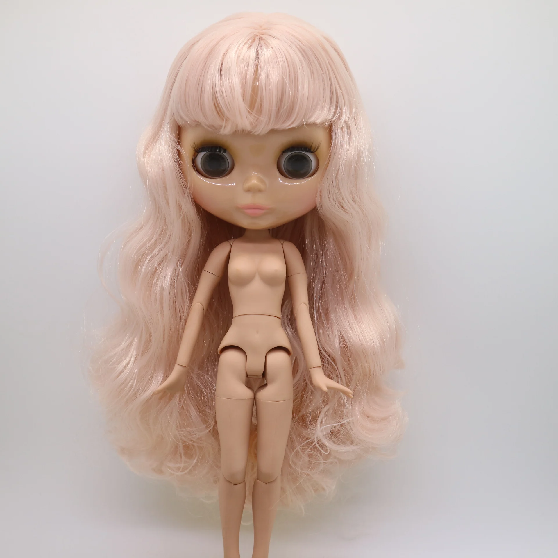 Фото Шарнирная кукла blyth с обнаженным телом Заводская розовыми волосами загорелой