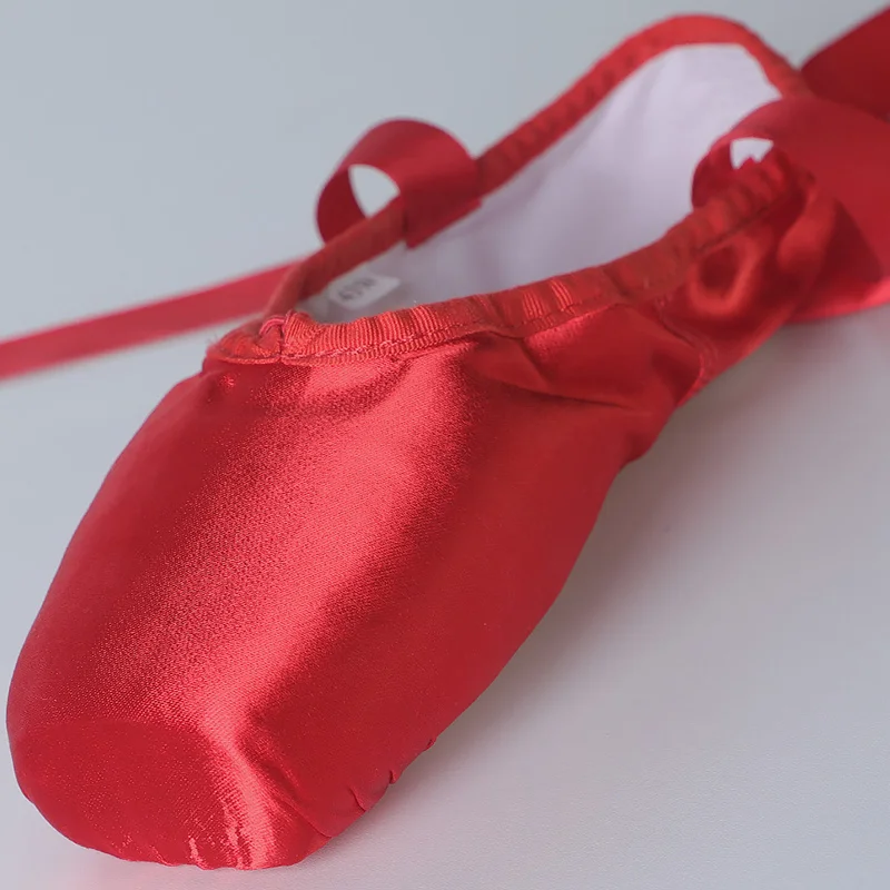 Пуанты для балета женские красные атласные балетки танцевальная одежда