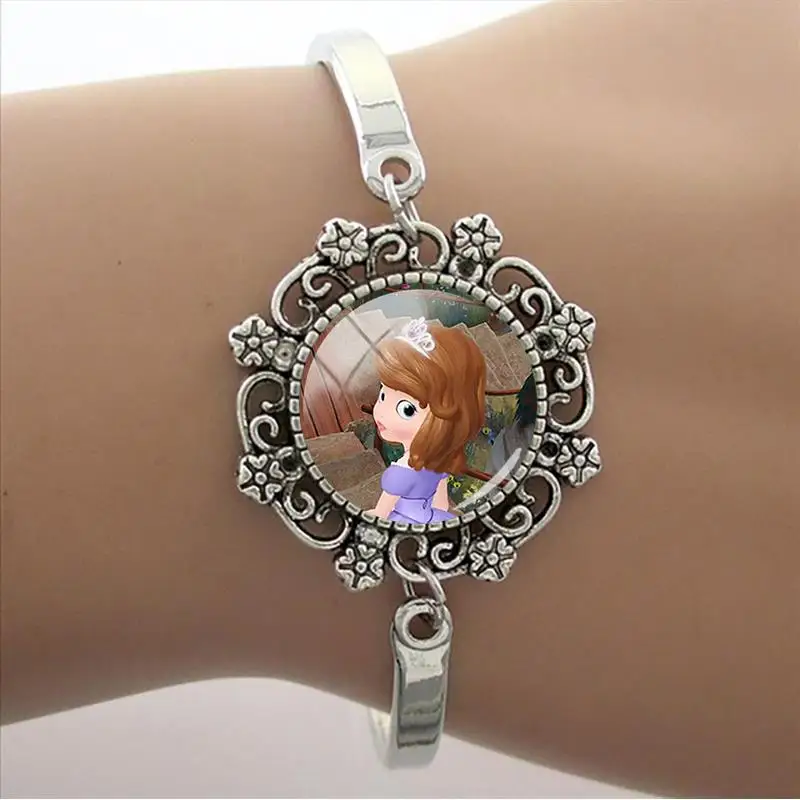 Disney Sofia The First Cute Naive Characters Accessories Lace Bracelet Glass Dome Bracelet Charm Cartoon Bracelet Jewelry FWN780
Disney Sofia The First Cute Naive Characters Accessories Lace Bracelet Glass Dome Bracelet Charm Cartoon Bracelet Jewelry FWN780