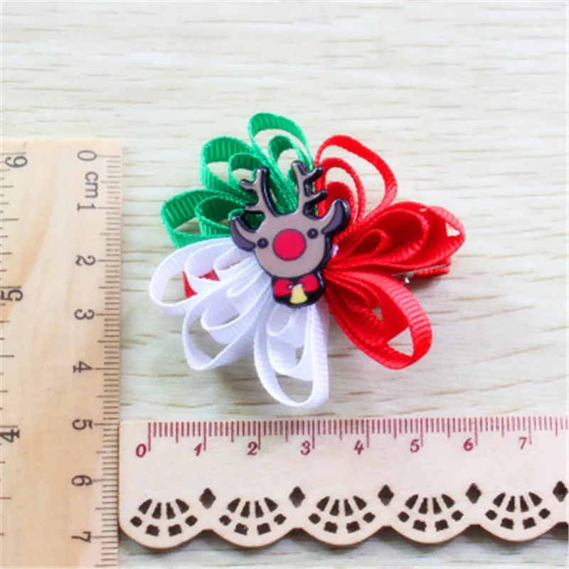 30pcs Pet Hair Accessories Christmas Style Hairpin Headdress Clip Pet Dog Grooming Accessories 
30pcs Pet Hair Accessories Christmas Style Hairpin Headdress Clip Pet Dog Grooming Accessories