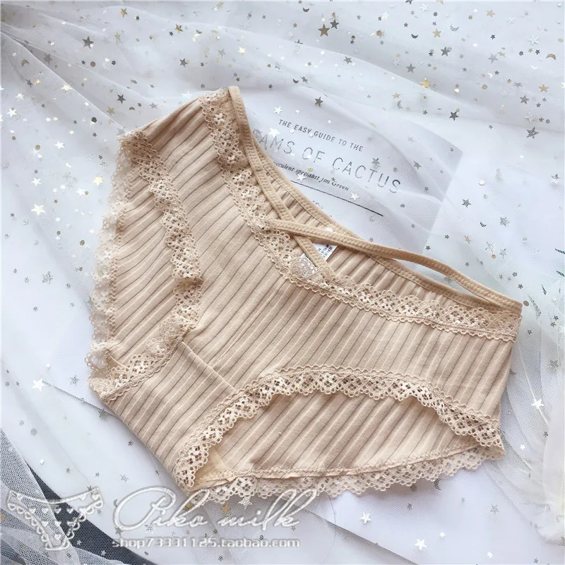 Women's Cotton Underwear Sexy Deep V Cross Lace Strip Briefs Fashion Low Waist Hollow Out Traceless Pantie Sexy Female Lingerie 
Women's Cotton Underwear Sexy Deep V Cross Lace Strip Briefs Fashion Low Waist Hollow Out Traceless Pantie Sexy Female Lingerie