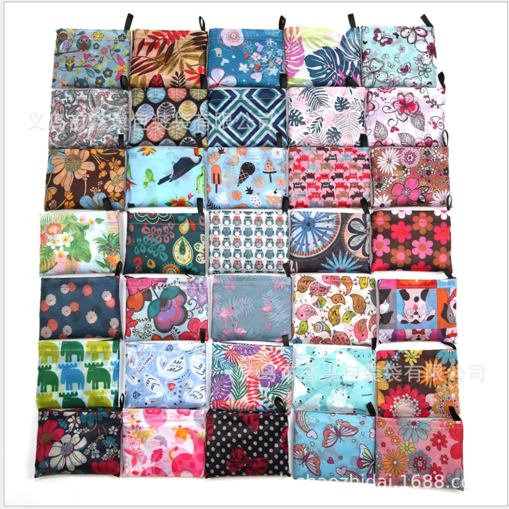 Large Eco-Friendly Shopping bag foldable polyester bag environmmental grocery bags folding Pocket Tote Portable Shoulder Handbag
Large Eco-Friendly Shopping bag foldable polyester bag environmmental grocery bags folding Pocket Tote Portable Shoulder Handbag