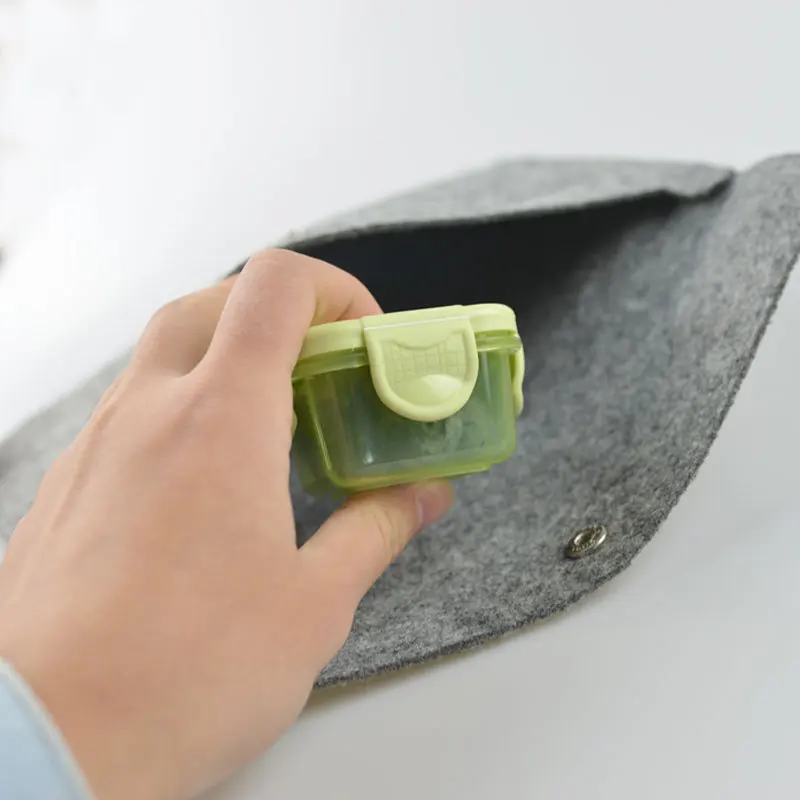 1Pcs Mini Storage Box For Kids School Food Grade Thicken Separate layering Seal Home Kitchen Plastic Containers Portable Bento
1Pcs Mini Storage Box For Kids School Food Grade Thicken Separate layering Seal Home Kitchen Plastic Containers Portable Bento