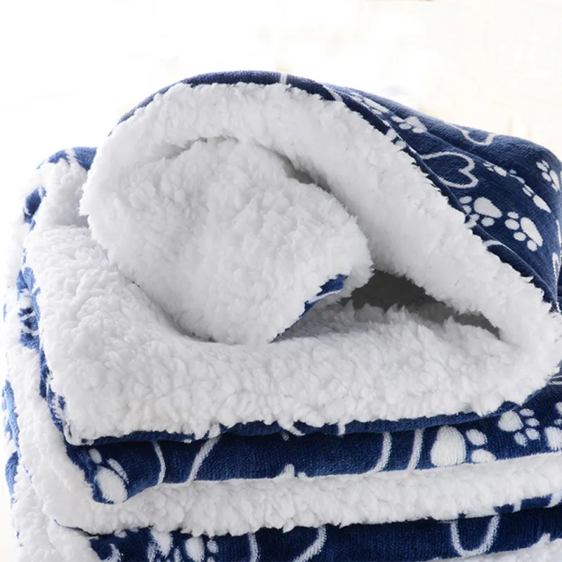 Pet Sleeping Mat Dogs Bed Thickened Pet Soft Wool Mat Blanket Mattress Portable Washable Sleeping Bed Warm Carpet Pet Supplies
Pet Sleeping Mat Dogs Bed Thickened Pet Soft Wool Mat Blanket Mattress Portable Washable Sleeping Bed Warm Carpet Pet Supplies