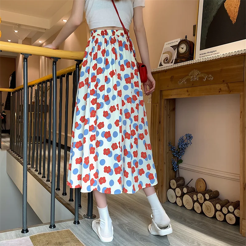 2021 New Summer Long Dress Women's Retro Floral Print Chiffon Pleated Skirt Elastic High Waist Casual Midi Skirt Women Clothes
2021 New Summer Long Dress Women's Retro Floral Print Chiffon Pleated Skirt Elastic High Waist Casual Midi Skirt Women Clothes